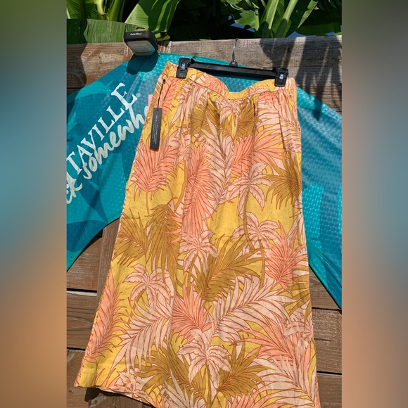 TAHARI linen tropical wrap skirt - Picture 2 of 4